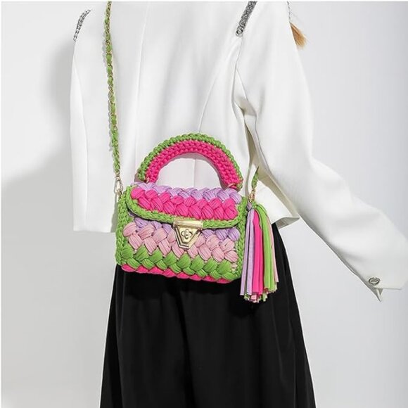 NEW Chunky Knit Crochet Crossbody Bag – Colorful, Unique & Handmade Look! - Picture 4 of 14